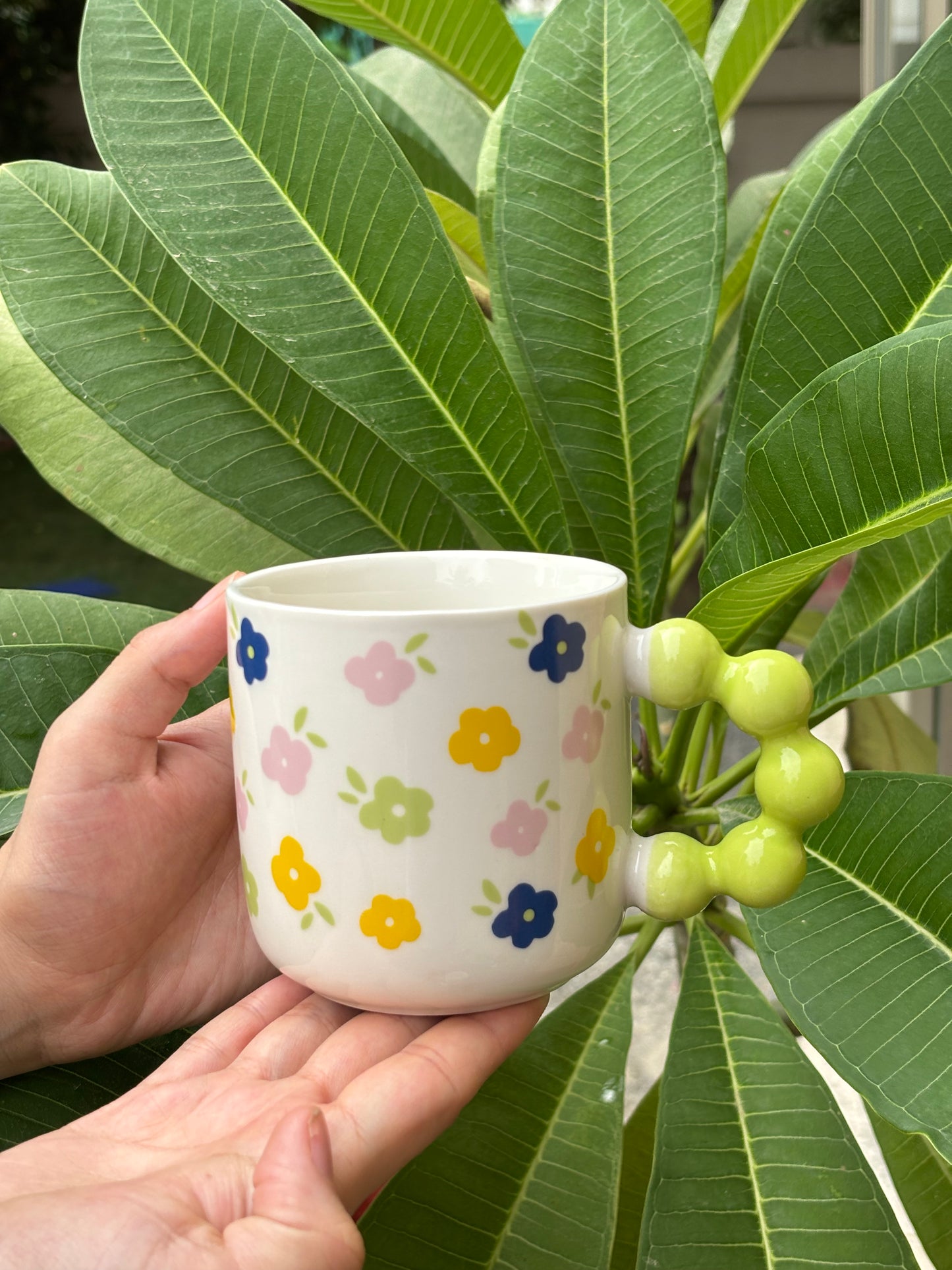 Floral Bubble Handle Ceramic Mug