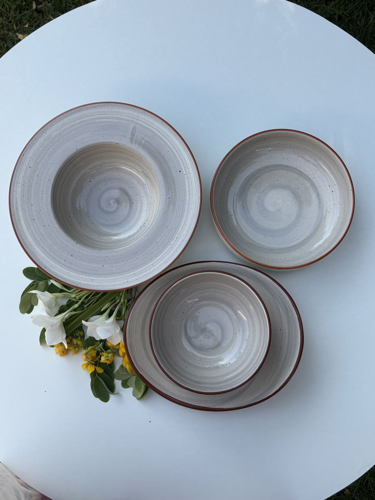 4-Piece Swirl Ceramic Dinnerware Set | Premium Tableware Collection