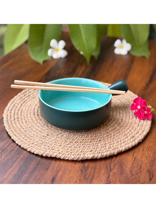 JAPANESE STYLE CERAMIC BOWL WITH HANDLE