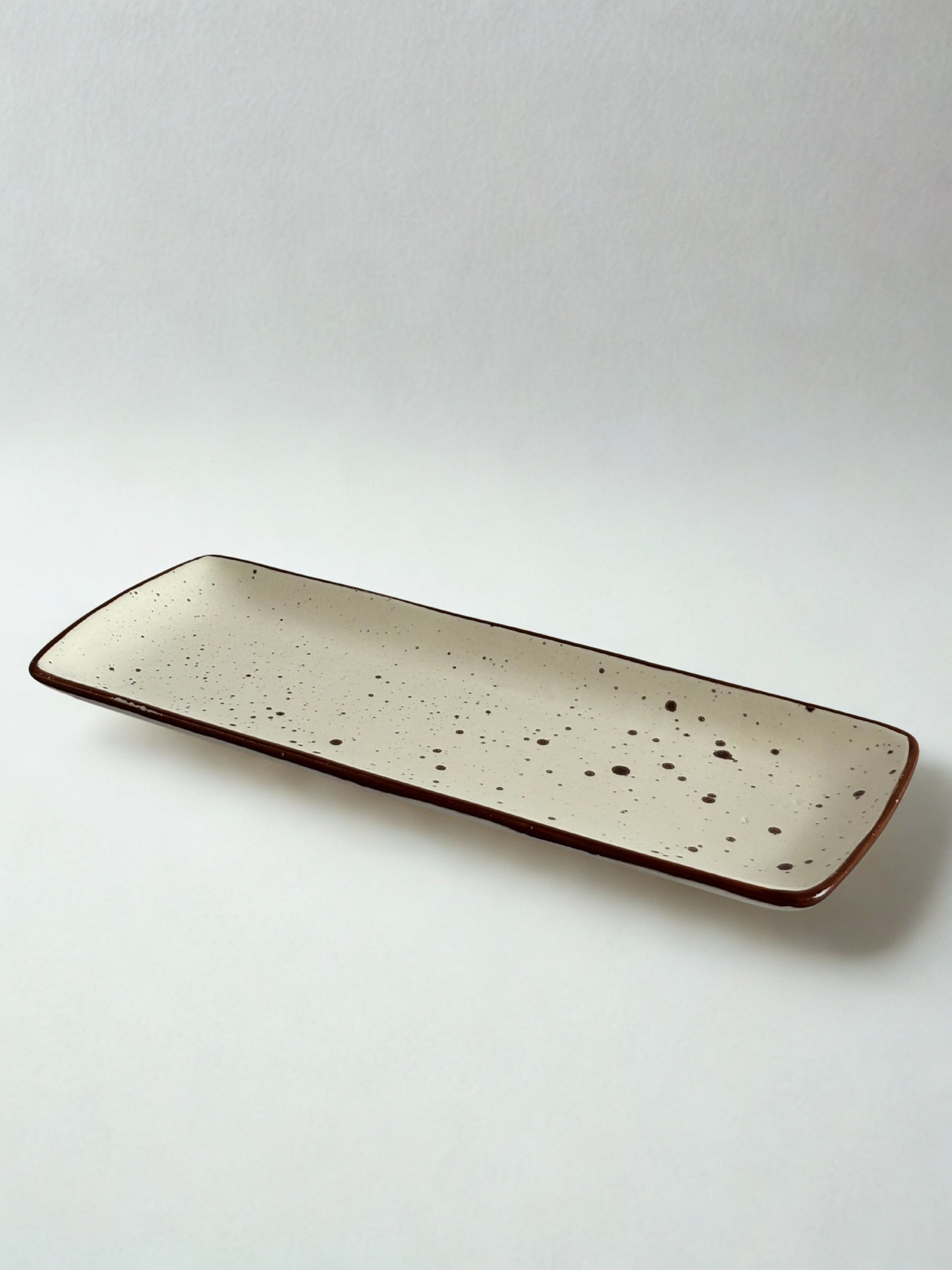 LONG CERAMIC PLATTER - OFF WHITE