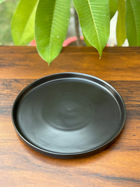 10 Inch Matte Black Ceramic Dinner Plate | Modern Minimalist Tableware