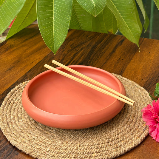 CHOWMEIN CERAMIC PLATE WITH CHOPSTICKS